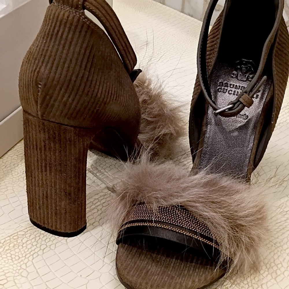 Brunello Cucinelli Brown Suede Fur Monili Open Toe Ankle Sandal Heels Shoes Size